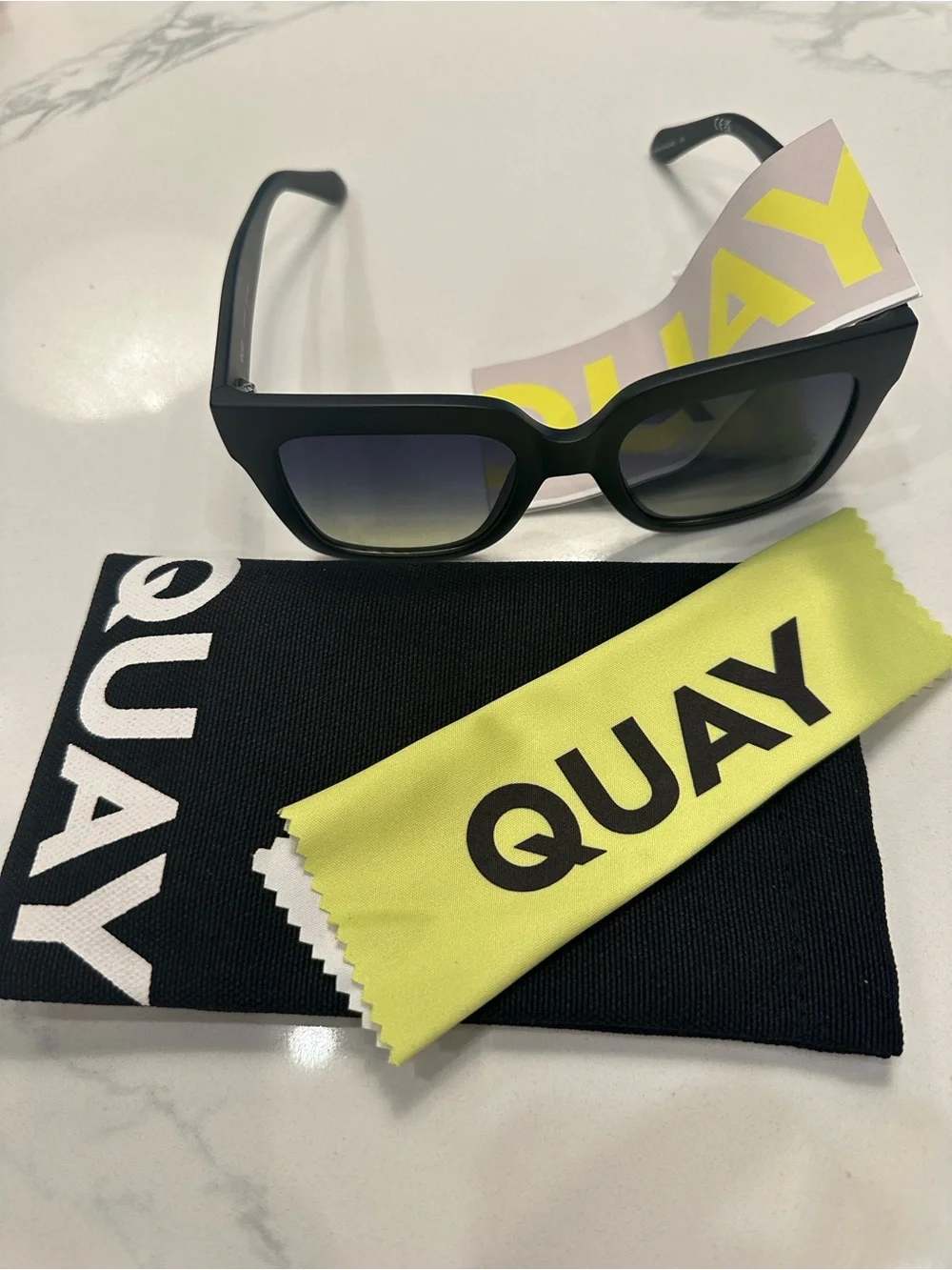 Quay Australia Matte Black Square Sunglasses with Gradient Lenses